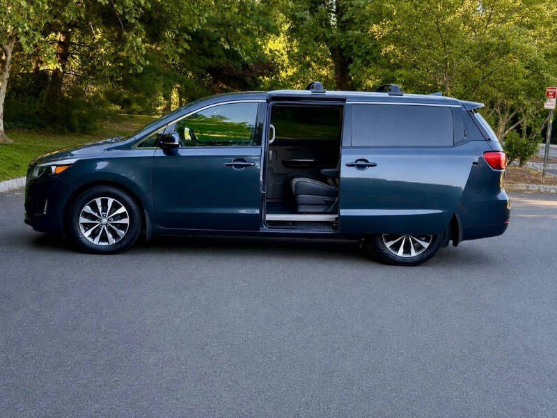 2016 Kia Sedona SX