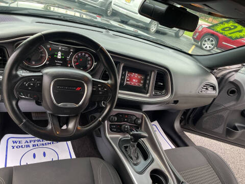 2016 Dodge Challenger SXT