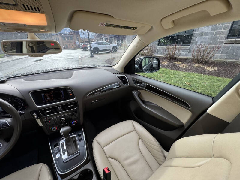 2014 Audi Q5 2.0T quattro Premium Plus