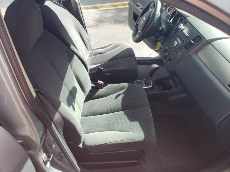 2012 Nissan Versa 1.8 S