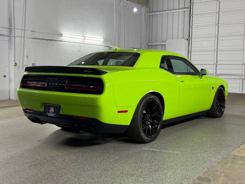 2015 Dodge Challenger SRT Hellcat