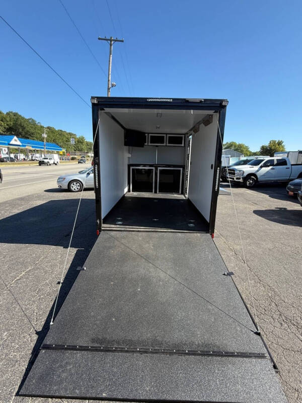 2023 Continental Cargo VHW714TA2