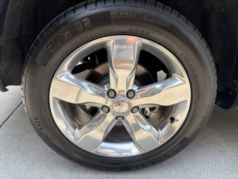 2012 Jeep Grand Cherokee Overland Summit