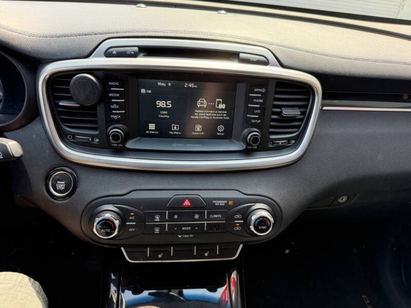 2017 Kia Sorento EX