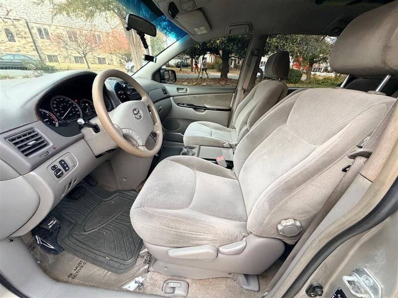 2005 Toyota Sienna