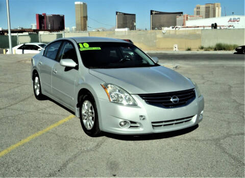 2010 Nissan Altima for sale at DESERT AUTO TRADER in Las Vegas NV