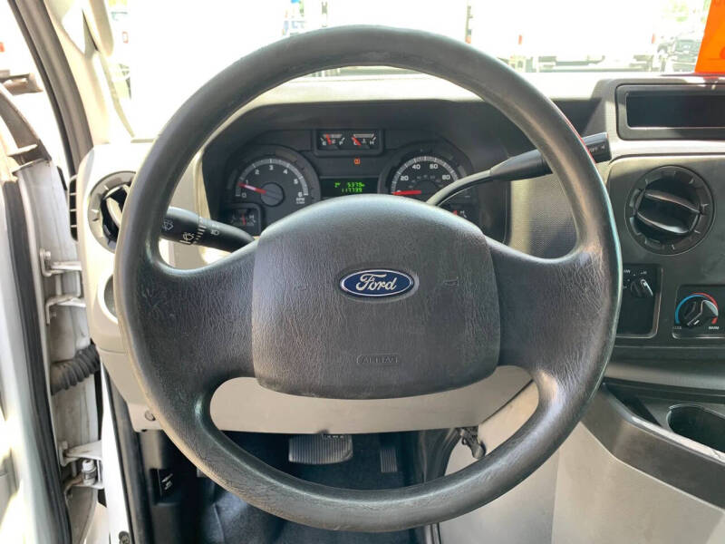 2014 Ford E-Series E-150