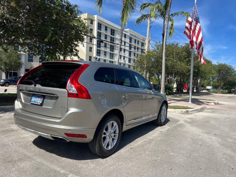 2015 Volvo XC60 T5 Drive-E Premier