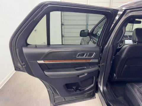 2018 Ford Explorer Platinum