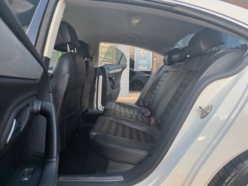 2014 Volkswagen CC R-Line