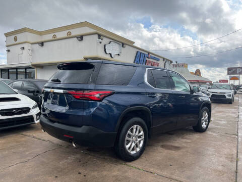 2023 Chevrolet Traverse LS