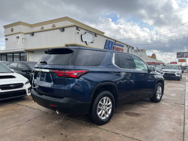 2023 Chevrolet Traverse LS