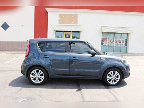 2016 Kia Soul +