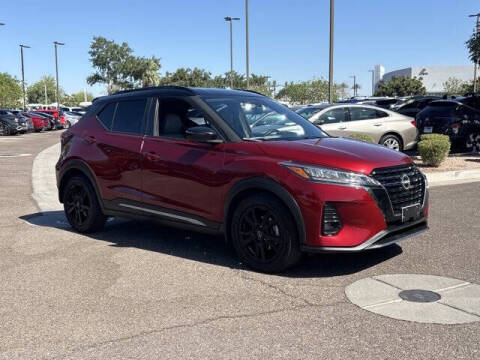 2023 Nissan Kicks SR