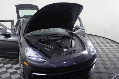 2018 Porsche Panamera