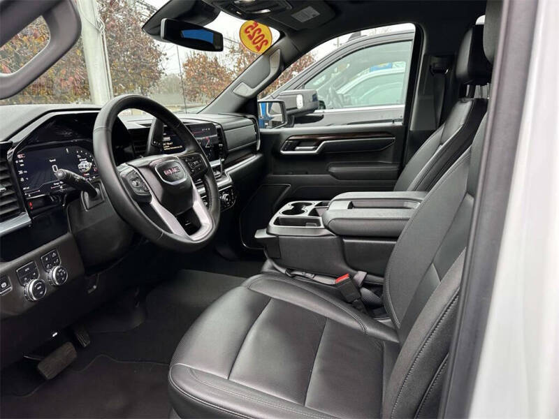 2025 GMC Sierra 1500