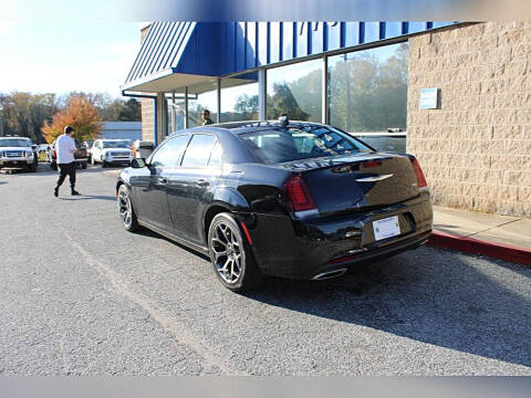 2018 Chrysler 300