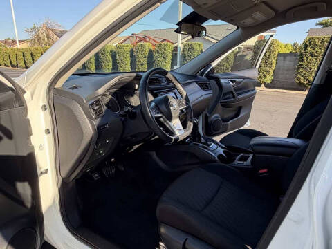 2020 Nissan Rogue S