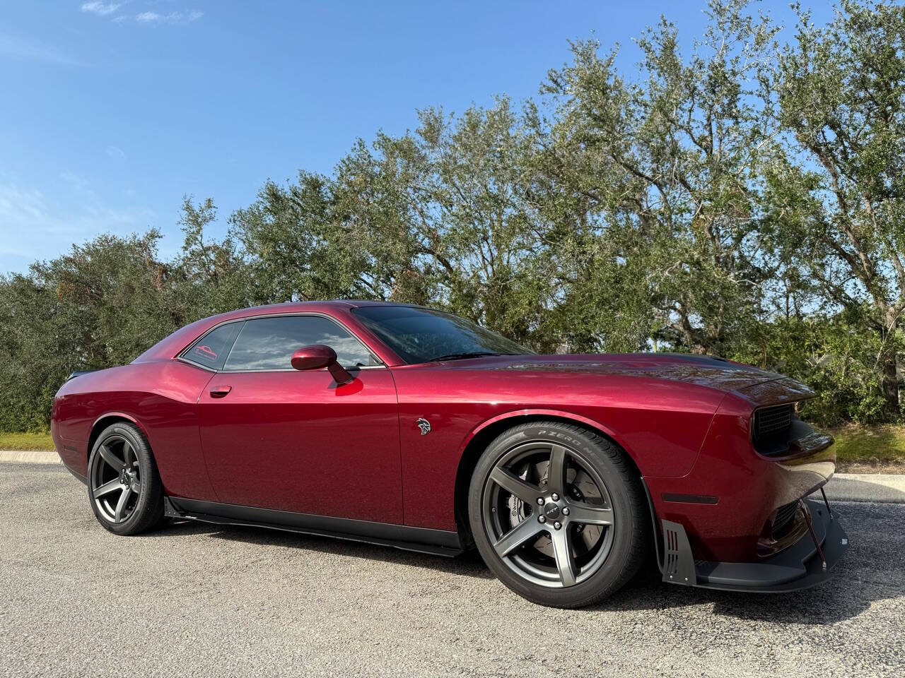 Red 2018 Dodge Challenger SRT Hellcat SRT Hellcat 2dr Coupe 1
