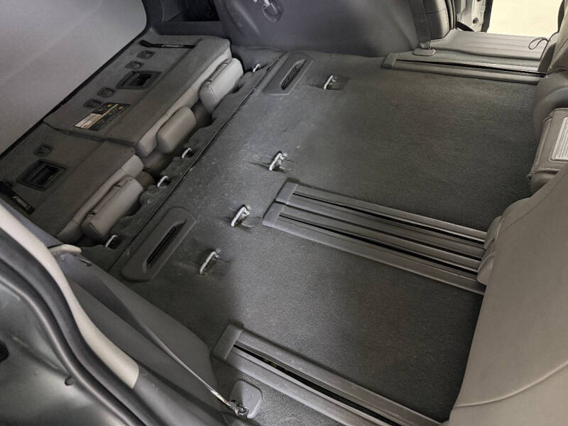 2020 Toyota Sienna XLE Premium 8-Passenger