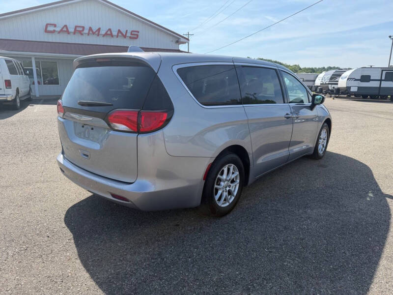 2017 Chrysler Pacifica Touring
