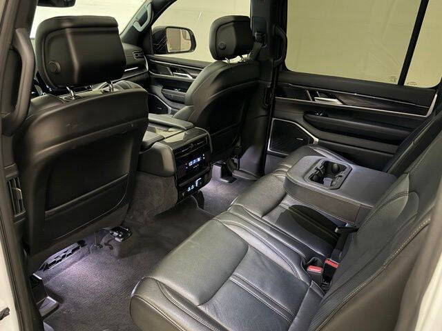 2024 Jeep Wagoneer