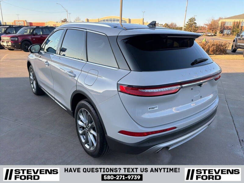 2022 Lincoln Corsair Standard