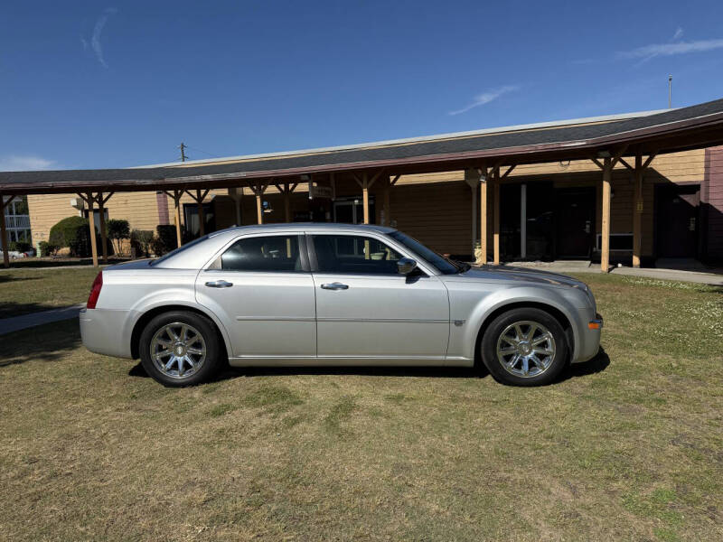 2005 Chrysler 300 C