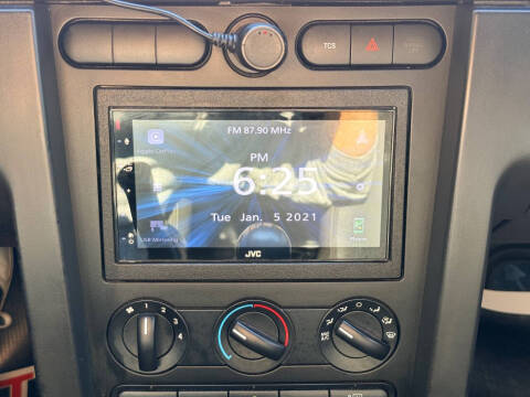 2005 Ford Mustang GT Premium