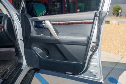 2013 Toyota Land Cruiser