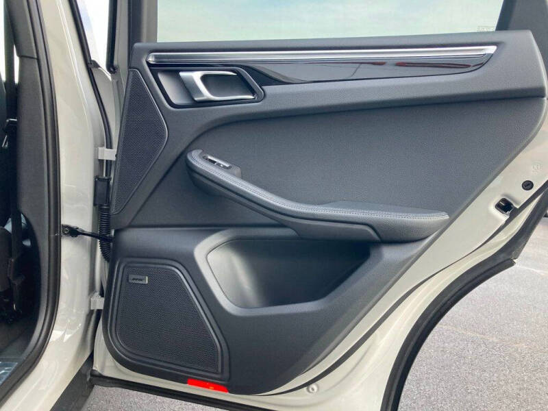 2024 Porsche Macan