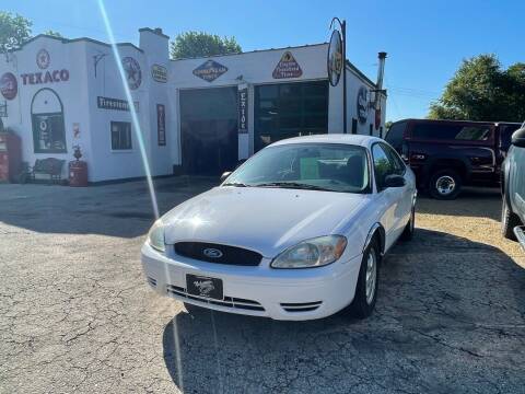 2007 Ford Taurus for sale at Nelson's Straightline Auto - 23923 Burrows Rd in Independence WI
