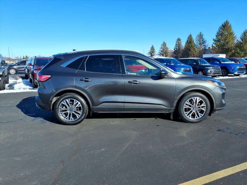 2020 Ford Escape SEL