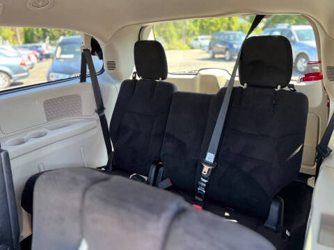 2014 Dodge Grand Caravan SE 30th Anniversary