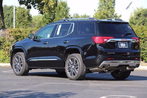 2017 GMC Acadia Denali