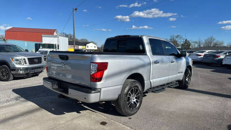 2021 Nissan Titan