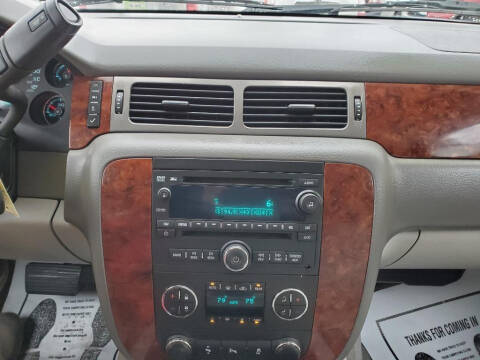 2013 Chevrolet Suburban LT