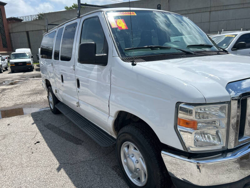 2014 Ford E-Series E-350 SD XLT