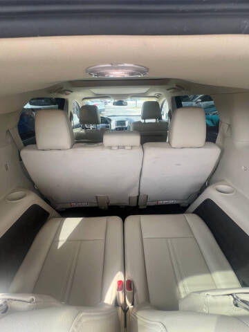 2017 Lincoln MKT