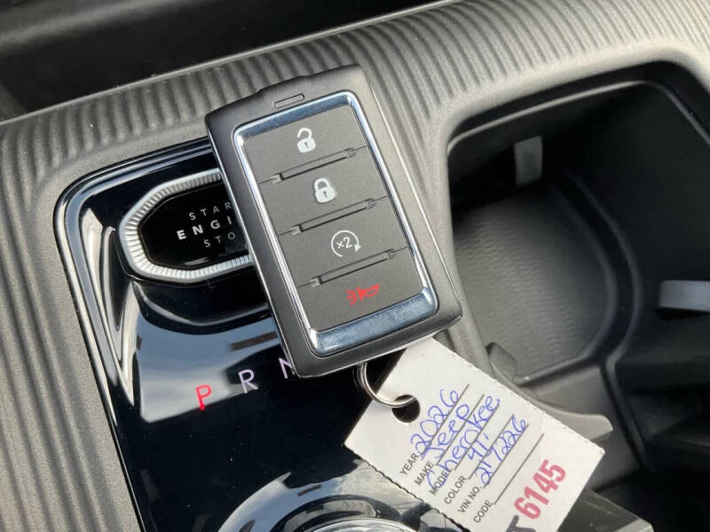2026 Jeep Cherokee Laredo