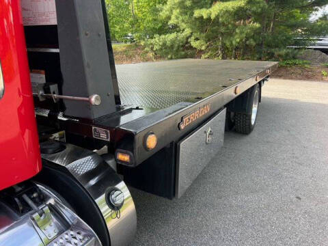 2020 Peterbilt 337