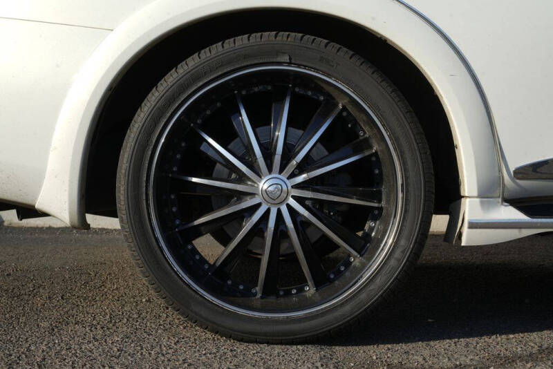 2012 Infiniti QX56