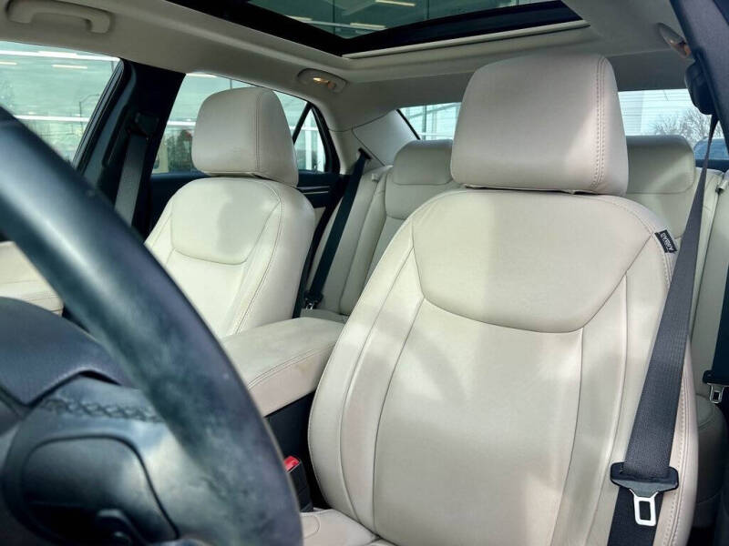 2017 Chrysler 300 Limited