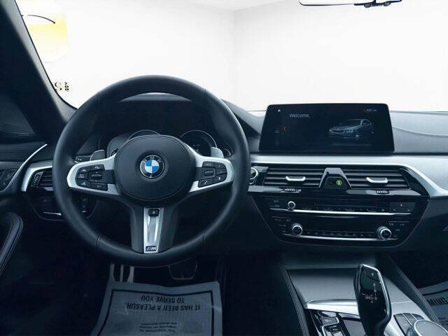 2017 BMW 5 Series 540i xDrive