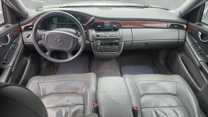 2004 Cadillac DeVille