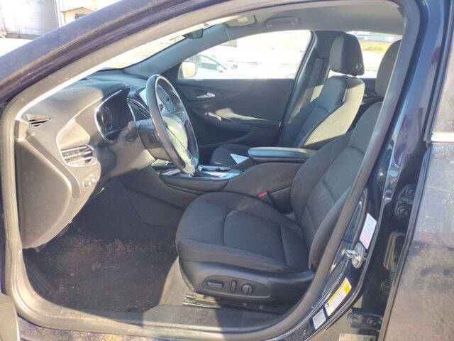 2017 Chevrolet Malibu LT