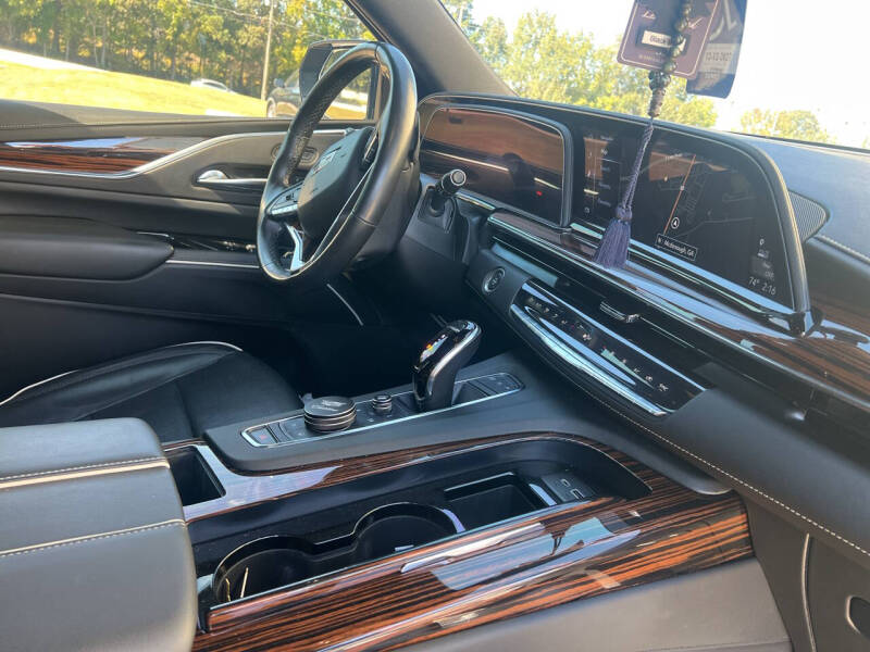 2022 Cadillac Escalade ESV Premium Luxury