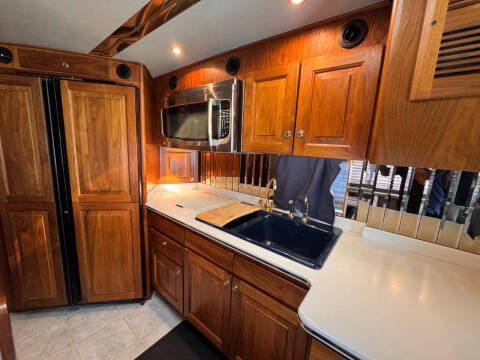 1997 MCI Custom Coach