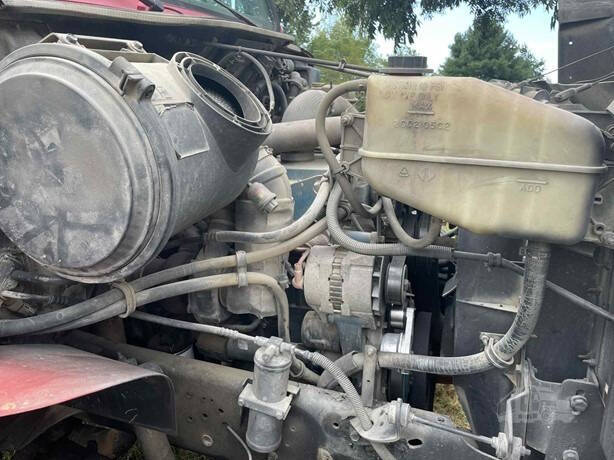 2001 International 4900