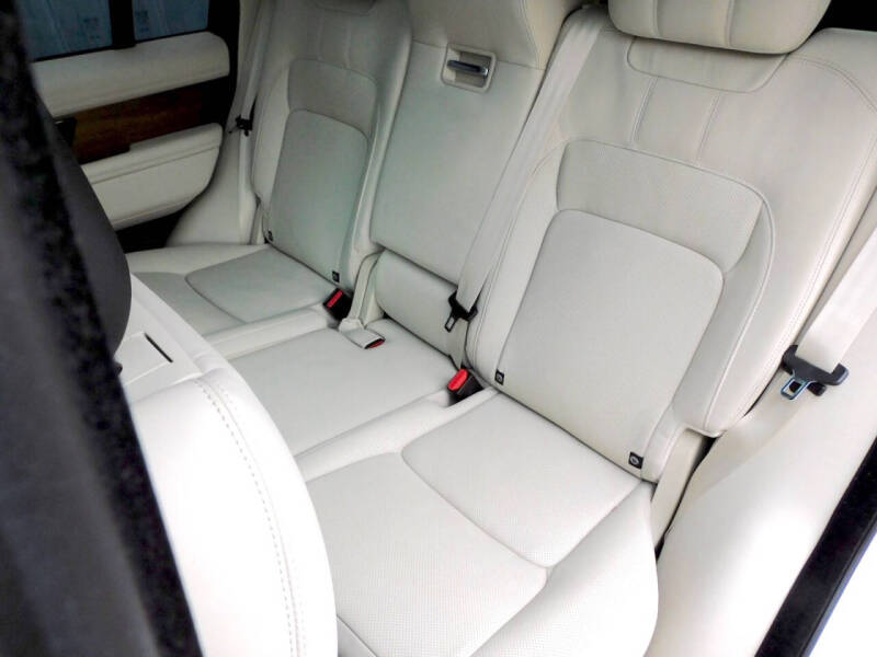 2021 Land Rover Range Rover P525 HSE Westminster Edition